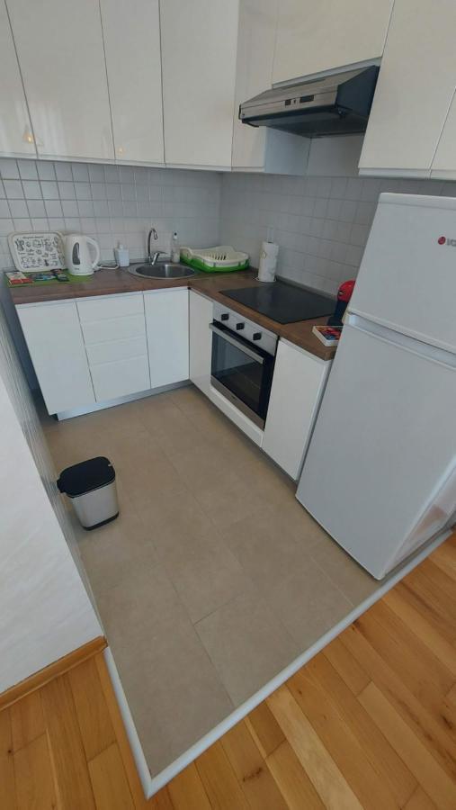 Apartamento Lijepo Pozicioniran Stan, Atrakcije Blizu Podgorica Exterior foto